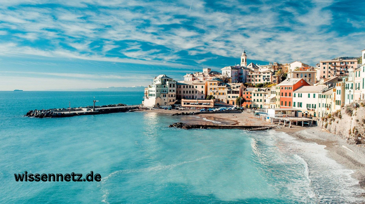 Santorin Urlaub: Beste Reisezeit, Strände, Sehenswürdigkeiten & Reisetipps